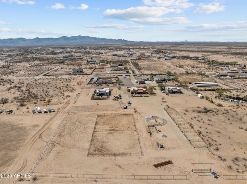 25718 Baker Dr, Wittmann, AZ 85361