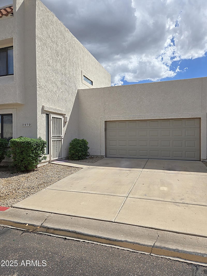 2573 Monte Cristo Ave, Phoenix, AZ 85023