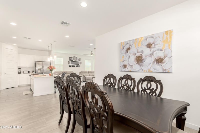 2574 Barks Canyon Trl, Apache Junction, AZ 85119