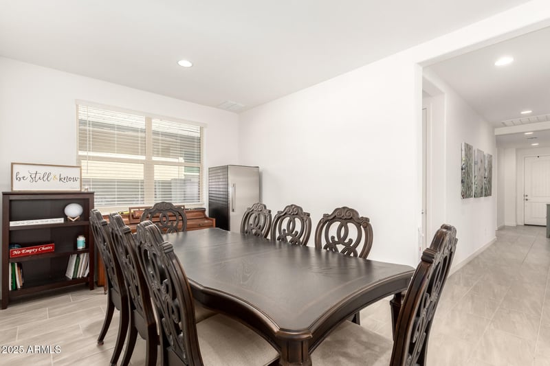 2574 Barks Canyon Trl, Apache Junction, AZ 85119