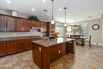 2574 Donato Dr, Gilbert, AZ 85298