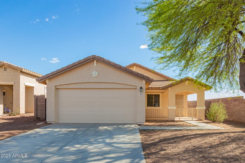 25761 St Charles Ct, Buckeye, AZ 85326