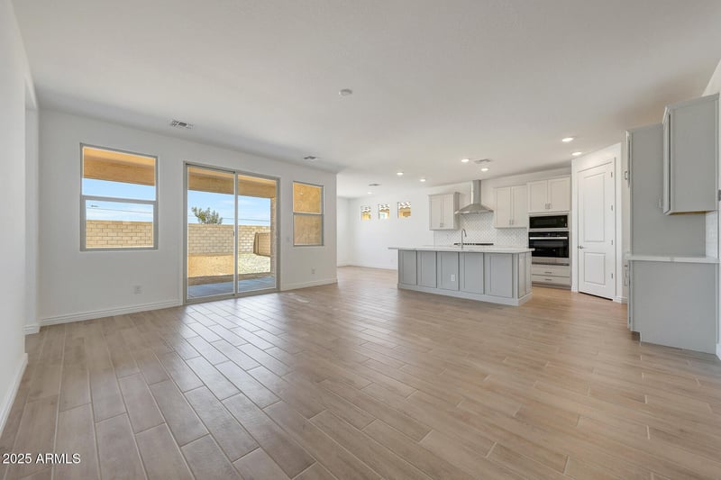 25783 147th Dr, Surprise, AZ 85387