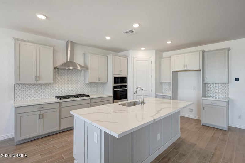 25783 147th Dr, Surprise, AZ 85387