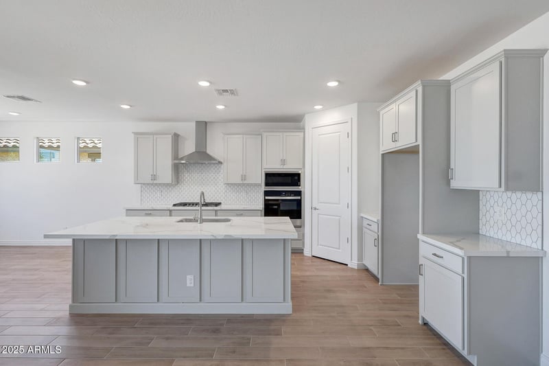 25783 147th Dr, Surprise, AZ 85387
