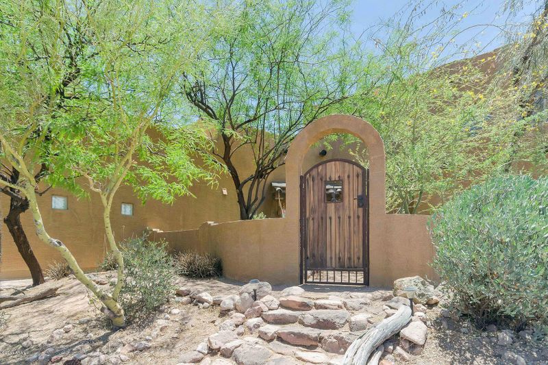 2579 N Don Peralta Rd, Apache Junction, AZ 85119