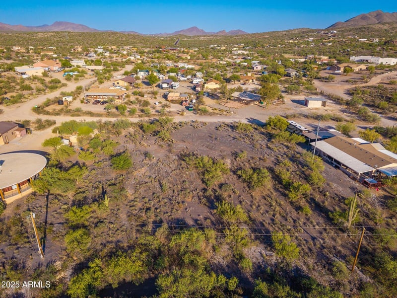 2579 Roughrider Rd #7, New River, AZ 85087