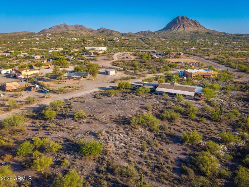 2579 Roughrider Rd #7, New River, AZ 85087