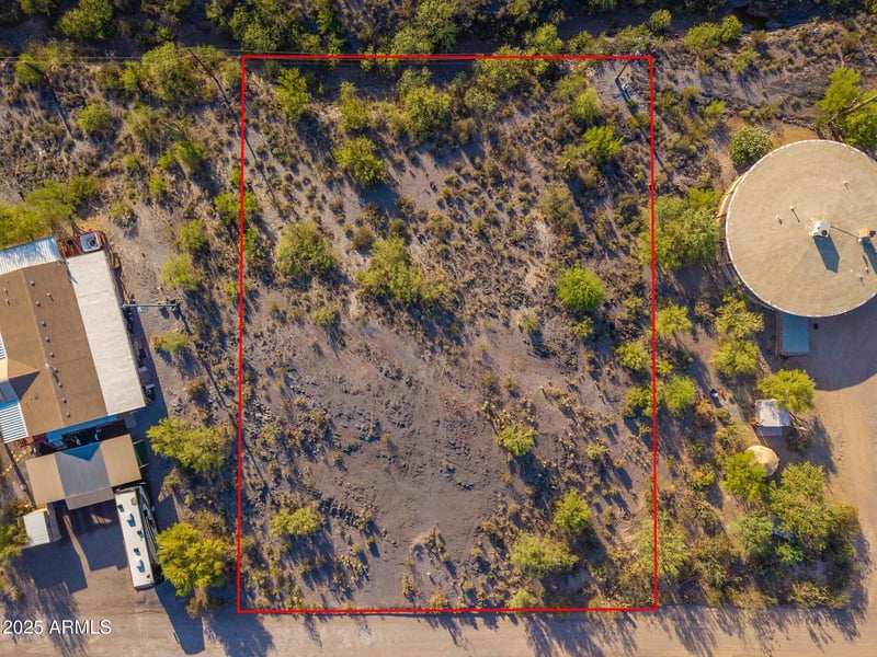 2579 Roughrider Rd #7, New River, AZ 85087