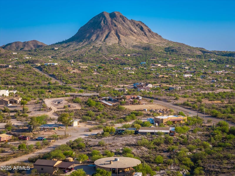 2579 Roughrider Rd #7, New River, AZ 85087