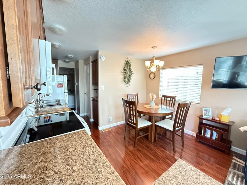 258 Beryl Dr #258, Apache Junction, AZ 85119