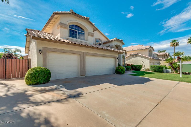 258 S Cobblestone Dr, Gilbert, AZ 85296