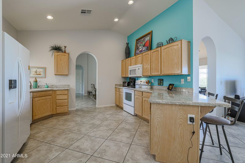 25805 S Flame Tree Dr, Sun Lakes, AZ 85248
