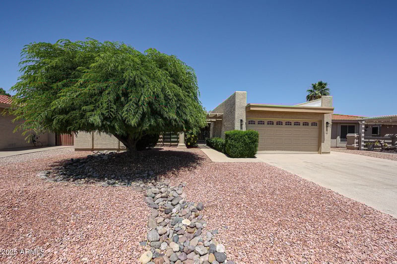 25809 Hollygreen Dr, Sun Lakes, AZ 85248