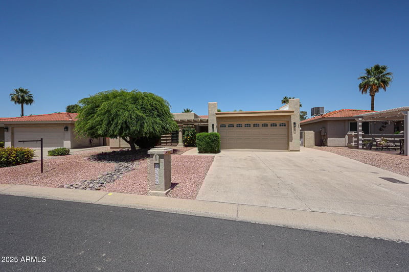 25809 Hollygreen Dr, Sun Lakes, AZ 85248