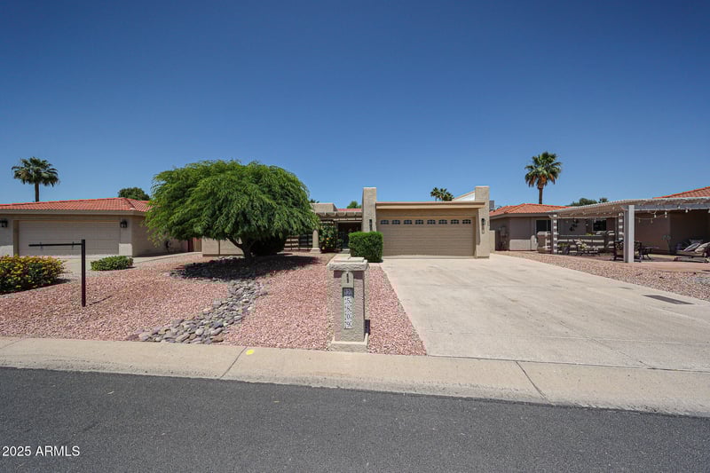 25809 Hollygreen Dr, Sun Lakes, AZ 85248