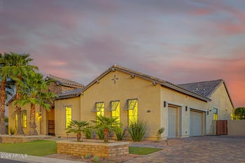2581 E Turnberry Dr, Gilbert, AZ 85298