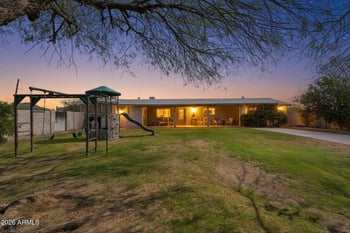 25814 17th Ave, Phoenix, AZ 85085