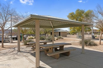 25815 67th Dr, Peoria, AZ 85383