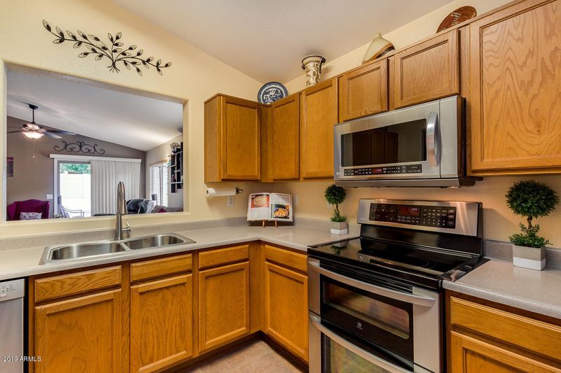 25815 N 65th Dr, Phoenix, AZ 85083