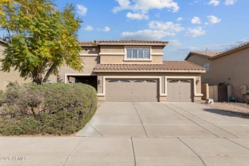 25815 67th Dr, Peoria, AZ 85383