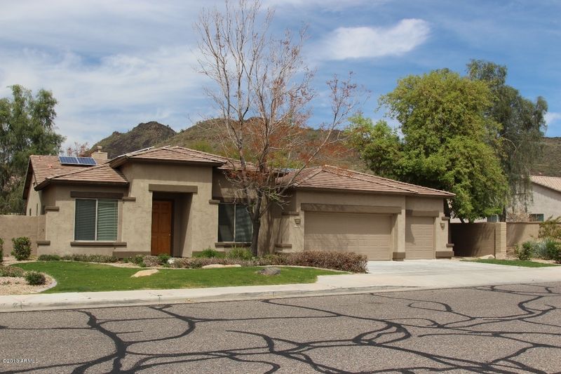 25816 N Fernbush Dr, Phoenix, AZ 85083