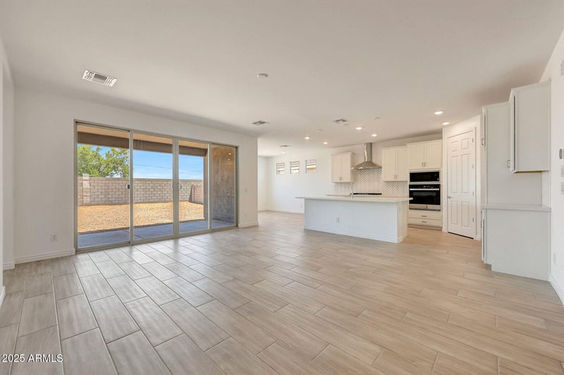 25817 147th Dr, Surprise, AZ 85387