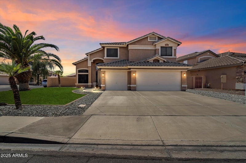 25818 68th Ave, Peoria, AZ 85383