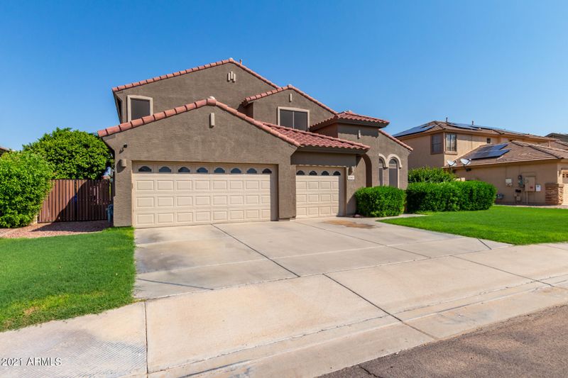 2582 E Palm Beach Dr, Chandler, AZ 85249