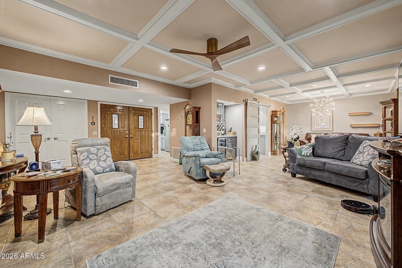 25820 S Saddletree Dr, Sun Lakes, AZ 85248