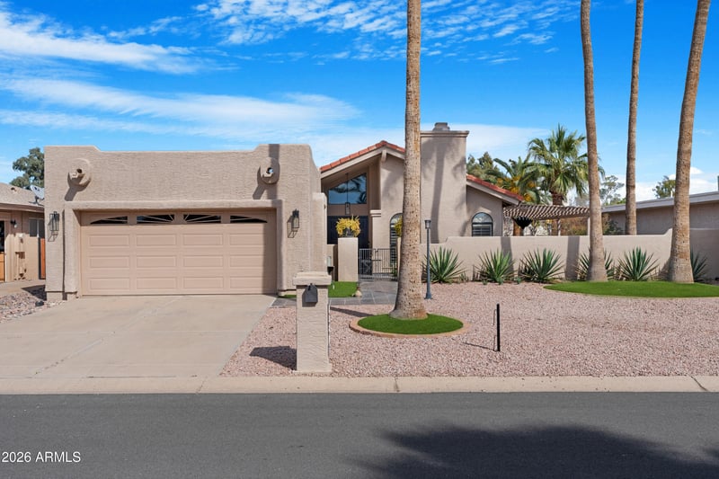 25821 Hollygreen Dr, Sun Lakes, AZ 85248