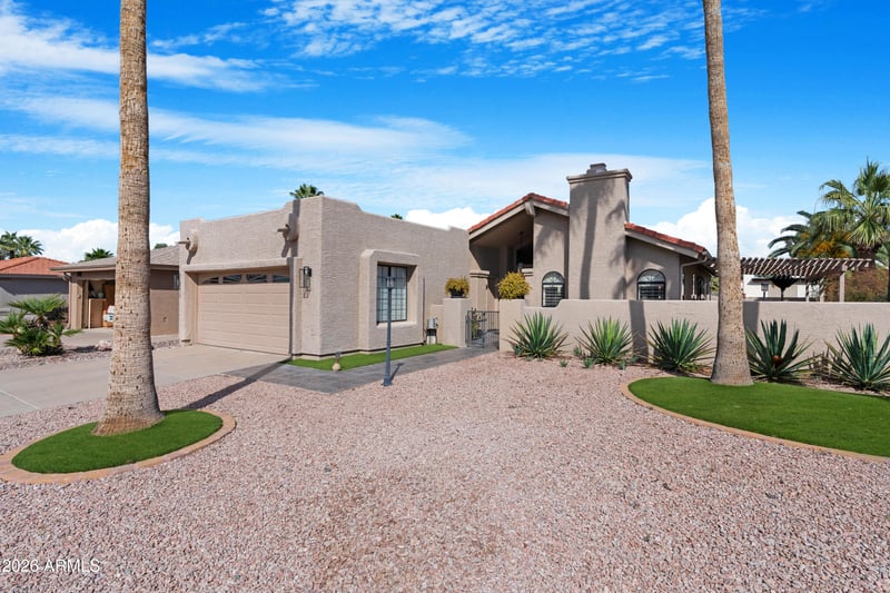 25821 Hollygreen Dr, Sun Lakes, AZ 85248
