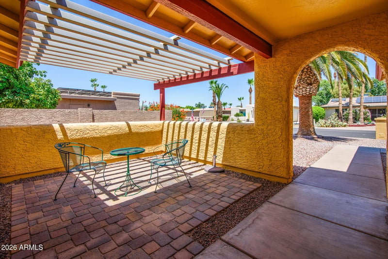 25821 New Town Dr, Sun Lakes, AZ 85248