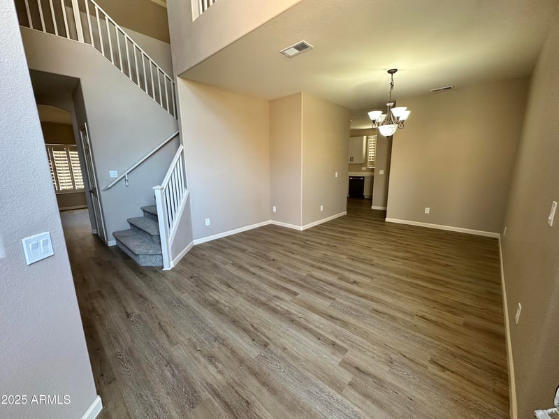 25823 67th Ln, Peoria, AZ 85383