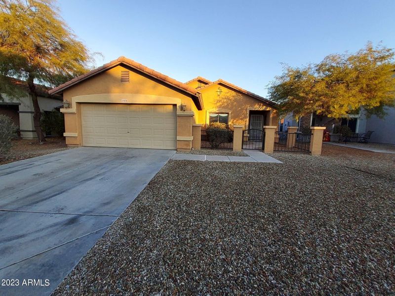 25828 W Elizabeth Ave, Buckeye, AZ 85326
