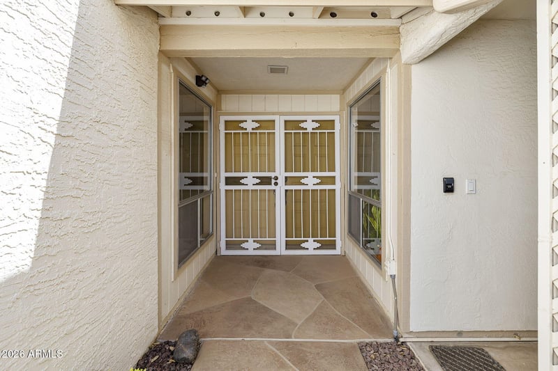 25829 S Howard Dr, Sun Lakes, AZ 85248
