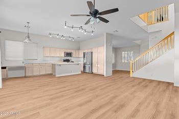 25830 40th Pl, Phoenix, AZ 85050