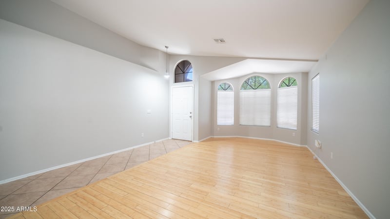 25841 66th Dr, Phoenix, AZ 85083