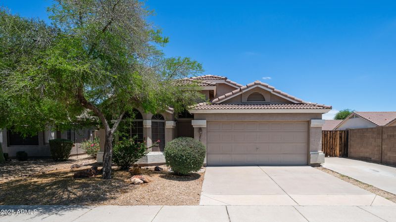 25841 N 66th Dr, Phoenix, AZ 85083