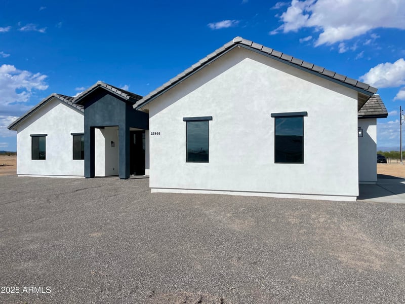 25846 Denver Hill Dr, Wittmann, AZ 85361
