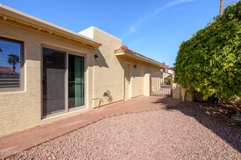 25850 Foxglenn Dr, Sun Lakes, AZ 85248