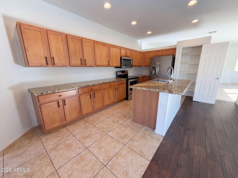 25852 W Lynne Ln, Buckeye, AZ 85326