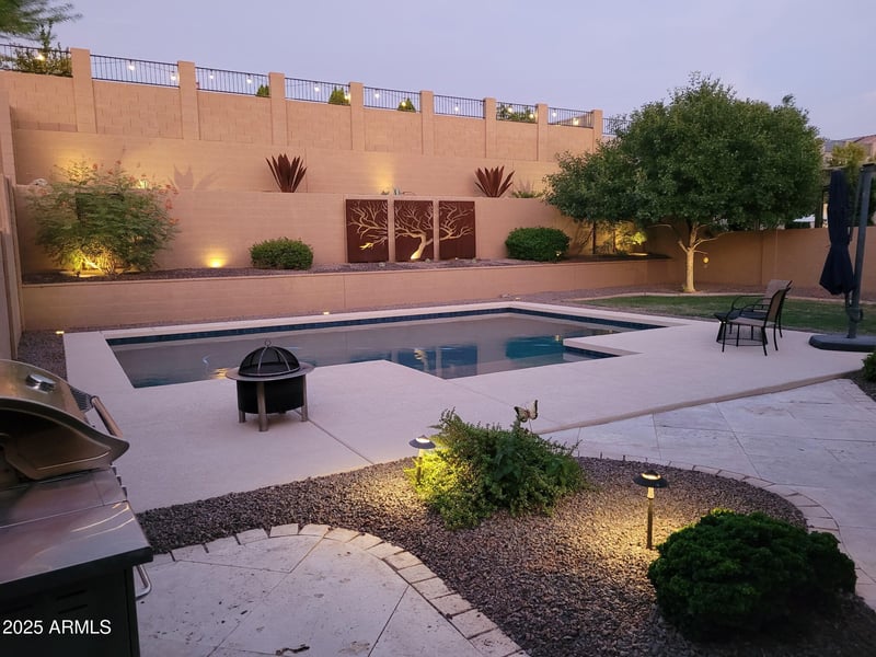 25857 104th Dr, Peoria, AZ 85383