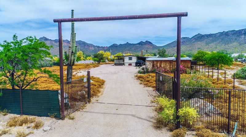 2586 W Whiteley St, Apache Junction, AZ 85120