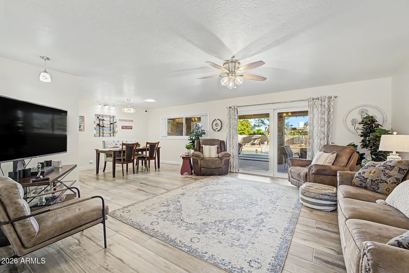 25861 S New Town Dr, Sun Lakes, AZ 85248