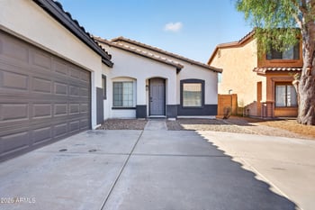 2587 E Riviera Dr, Chandler, AZ 85249