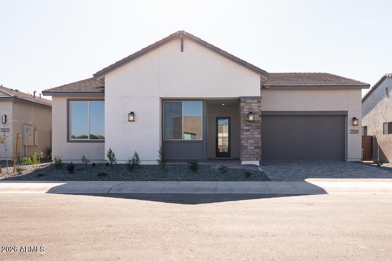 2589 Alfonso Dr, San Tan Valley, AZ 85140