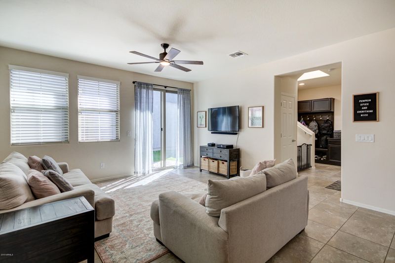 259 N 56th Pl, Mesa, AZ 85205
