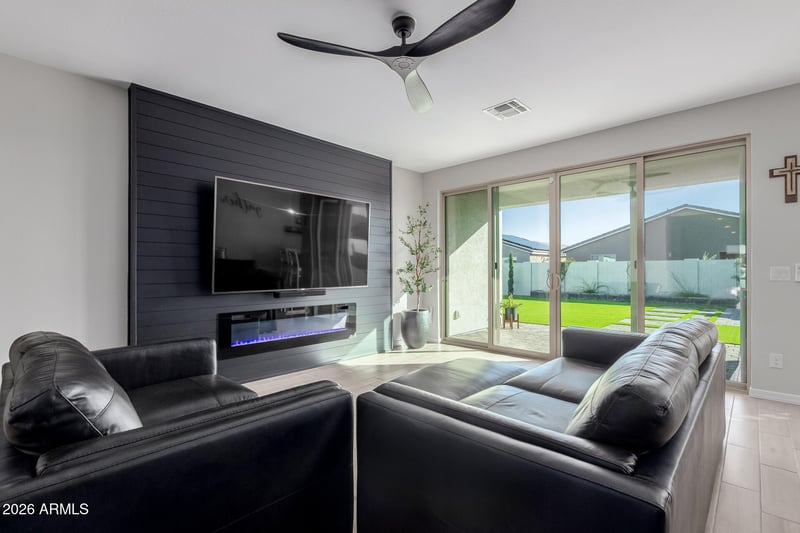 2591 Hollywood Ike Ave, San Tan Valley, AZ 85140