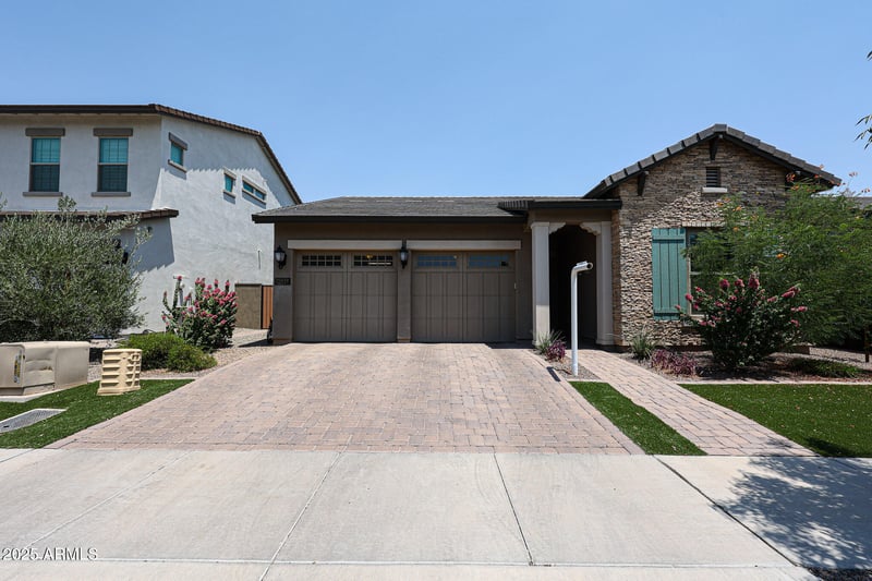 25919 19th Dr, Phoenix, AZ 85085